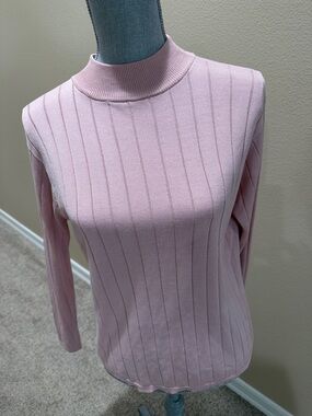 Windridge by Cheryl Nash 100% silk Mock Neck Ribbed Sweater - Light Pink